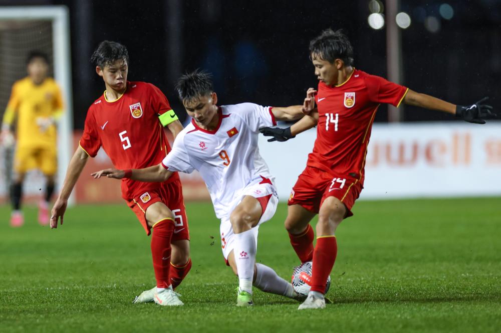 穆雷狂砍50+且命中10记三分，戈登之后队史首人