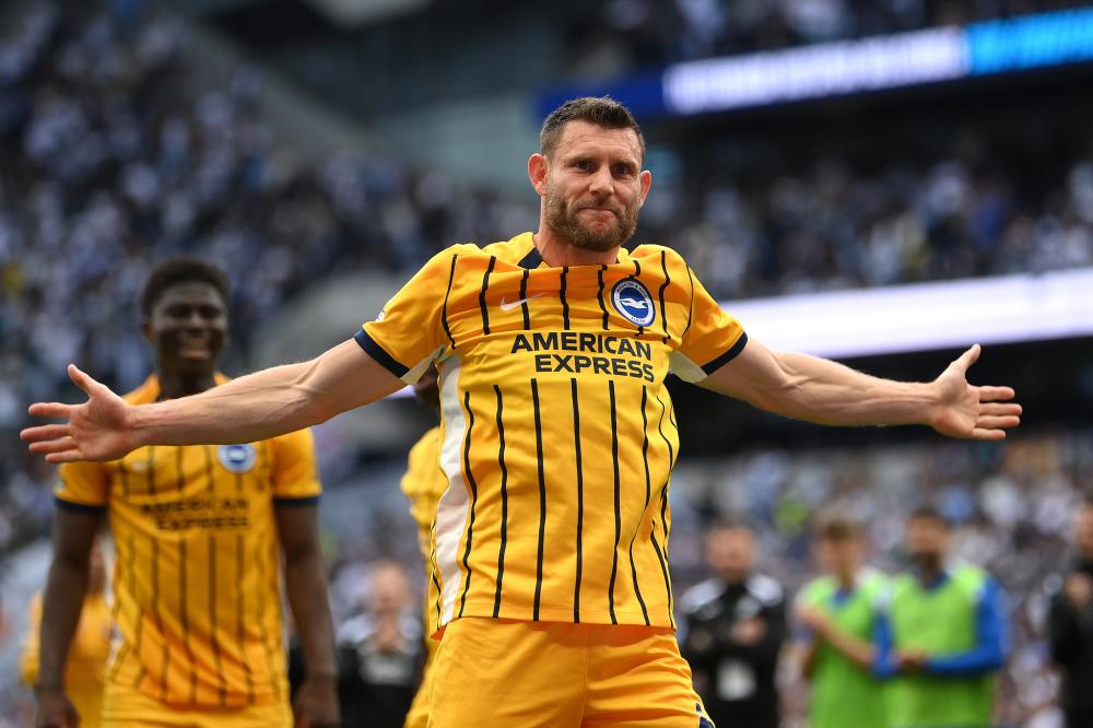 后腰全场传球成功率达 92%，表现全面